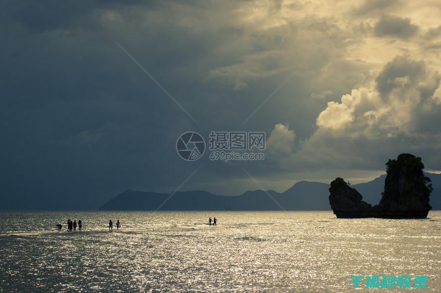 太阳能水上满了